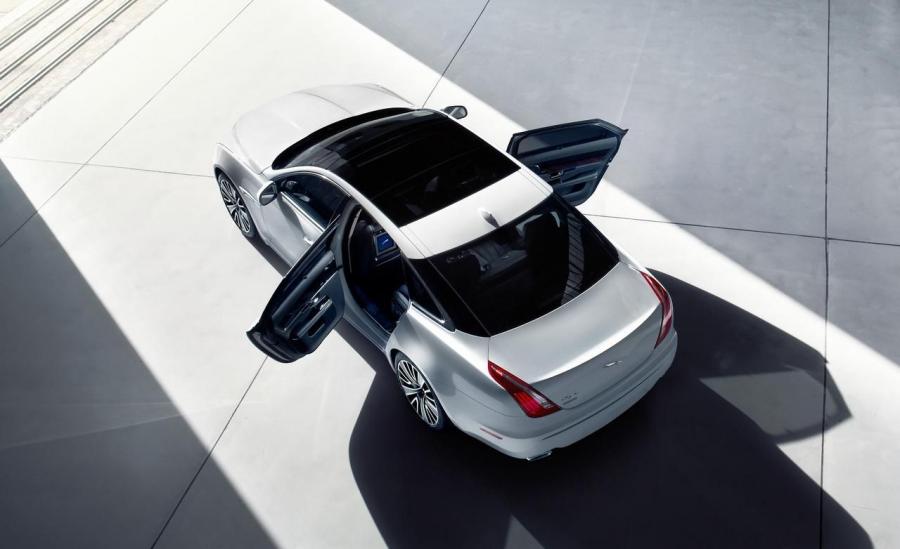  Jaguar XJ Ultimate 2013 года  (фото 15 из 29)